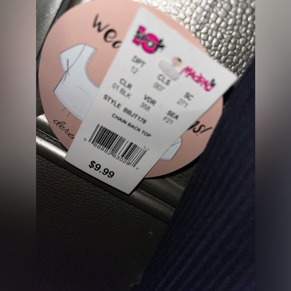 Chain Back Top - Picture 7 of 8